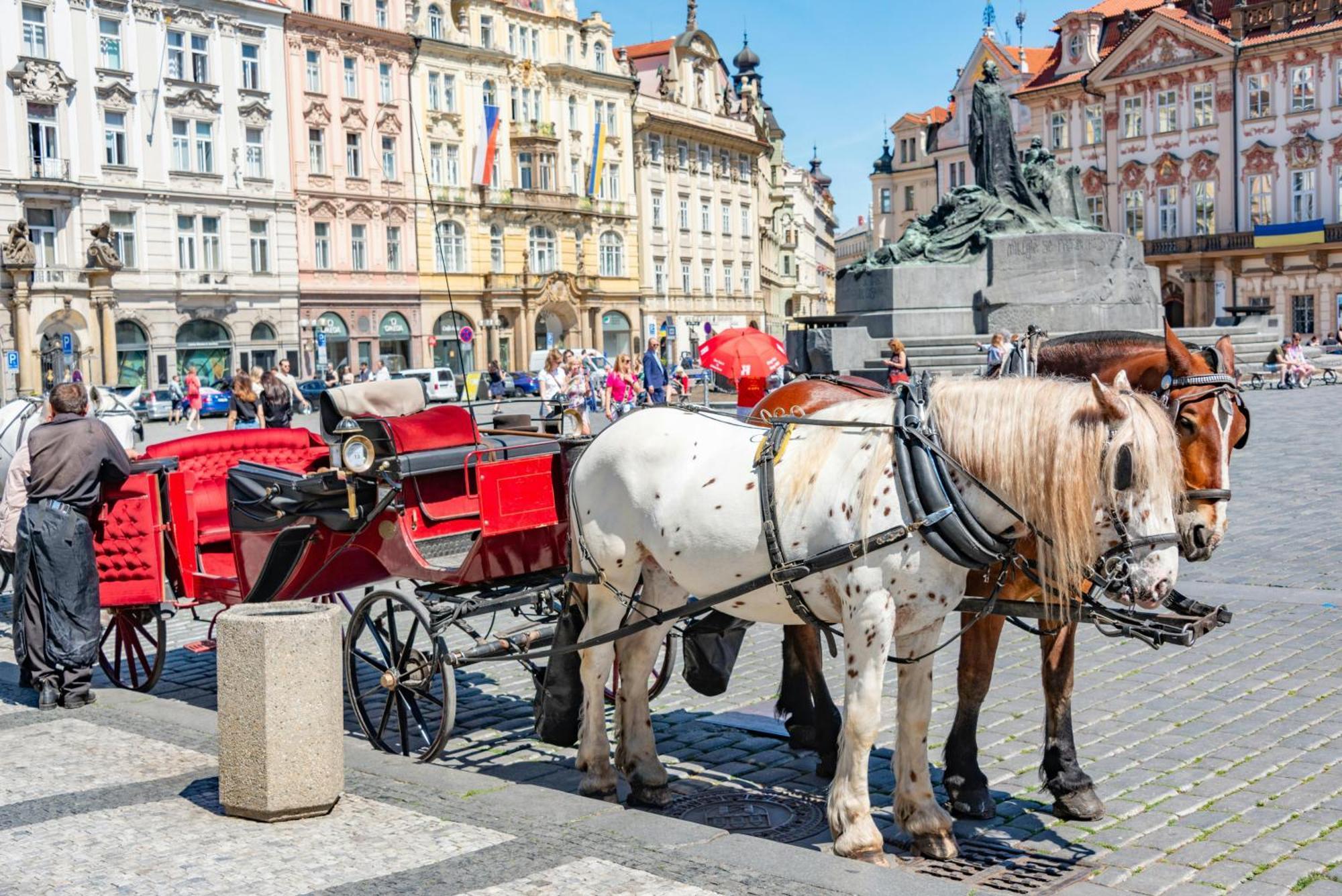 Cozy Homestay At Prague Main Station Exterior photo