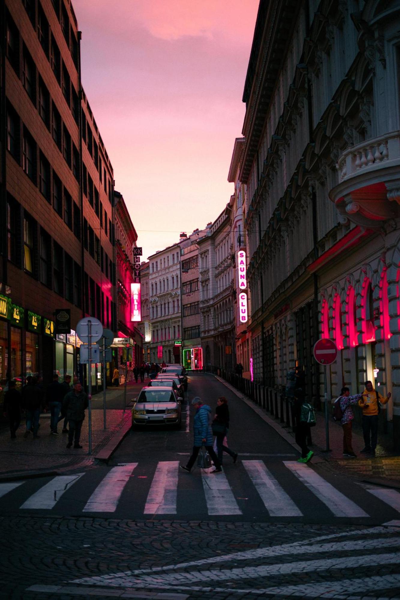 Cozy Homestay At Prague Main Station Exterior photo