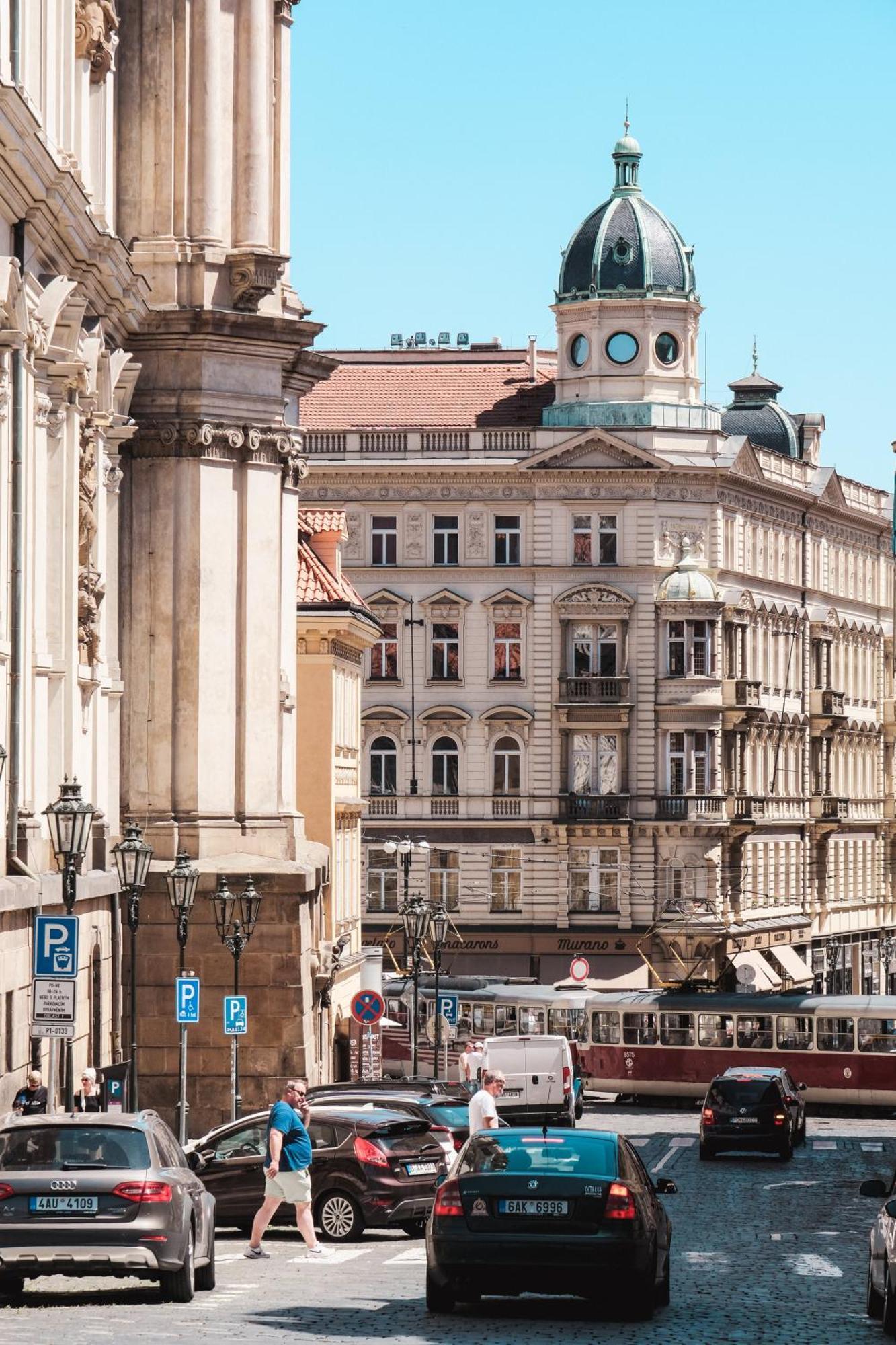 Cozy Homestay At Prague Main Station Exterior photo